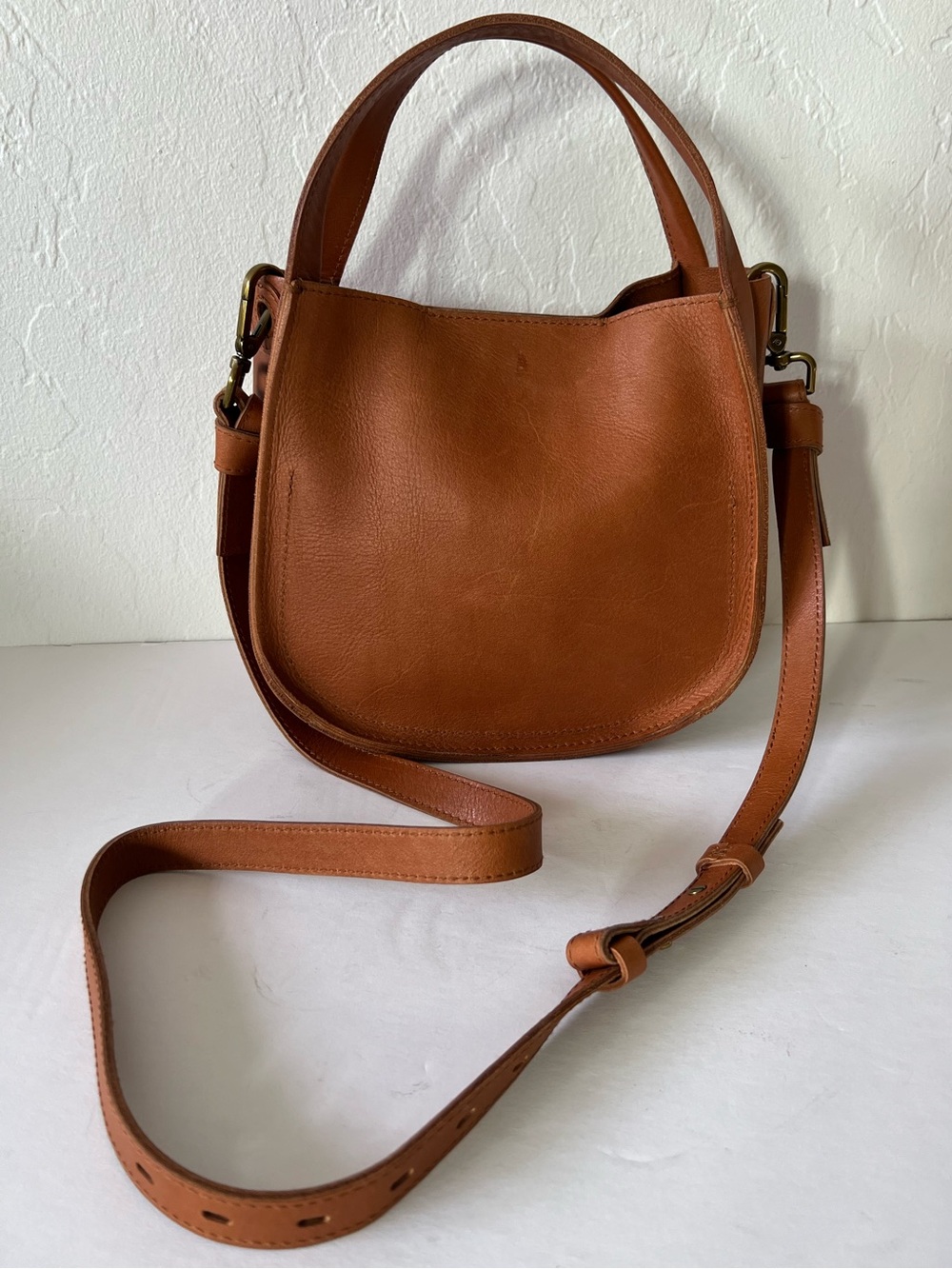 Madewell The Sydney Crossbody Bag in Burnished Caramel